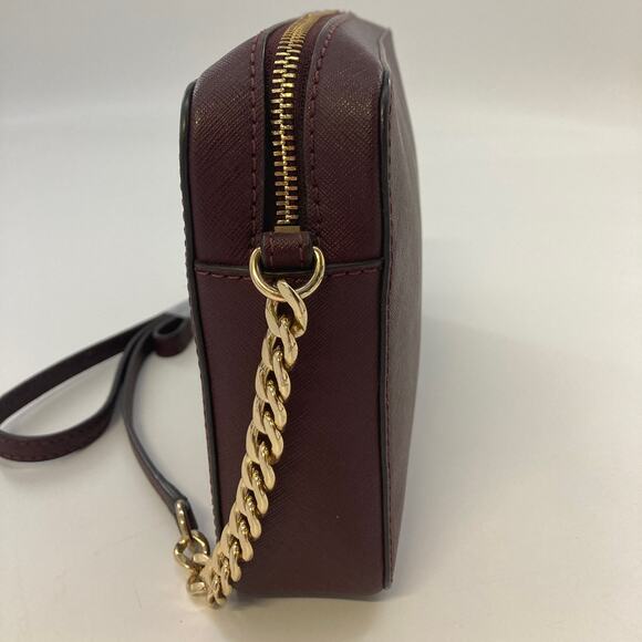 MICHAEL KORS, SMALL WINE SAFFIANO LEATHER CROSSBODY BAG - Picture 6 of 14